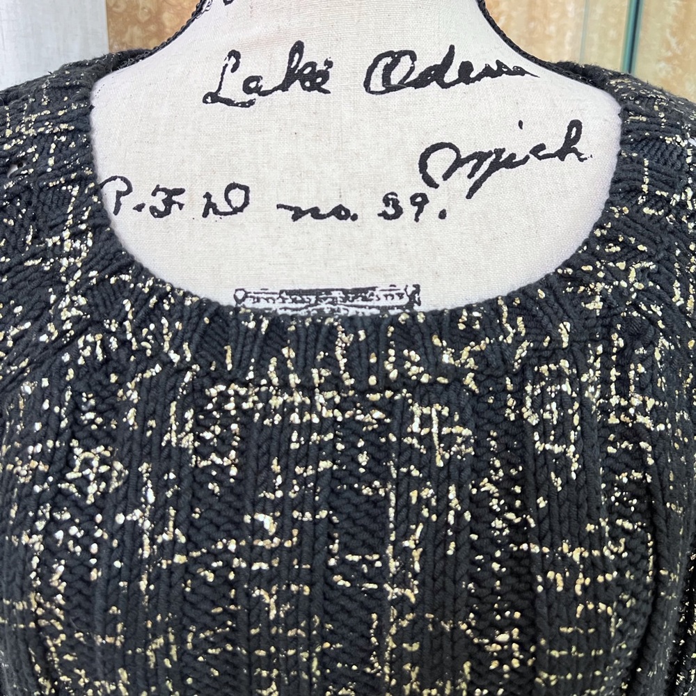 Sweater - Picture 3 of 5